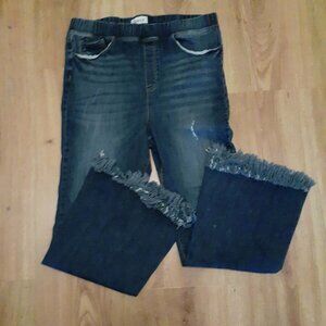 Tricot Flare Blue Jeans with Frayed Hem